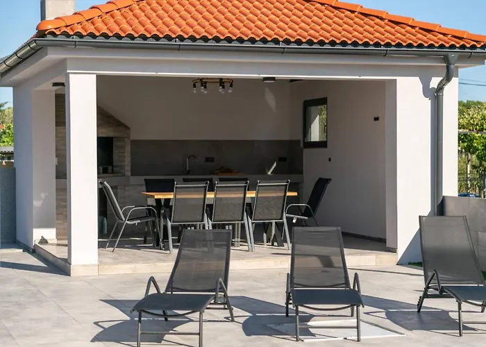 Feriehus Speranza By Interhome *